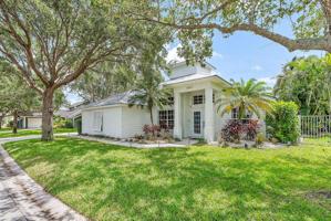 10411 SE Jupiter Narrows Drive
