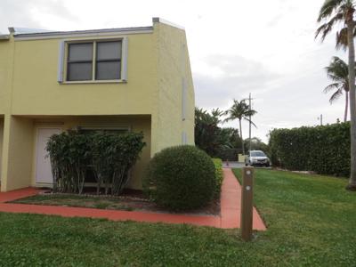 2805 N Highway A1a