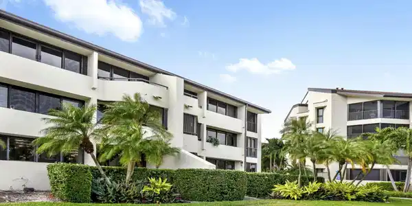 1100 Marine Way