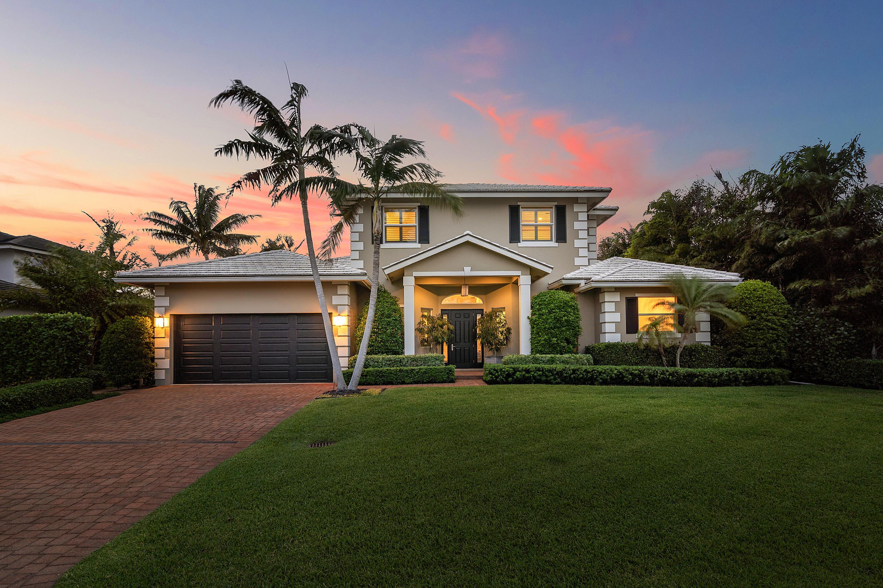 Image 3: Enjoy Beautiful Sunsets & Coastal Breezes