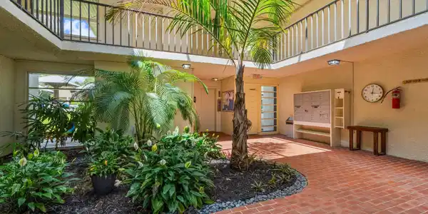Image 2: 006-1800SEStLucieBlvd-6203-Stuart-SMALL