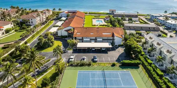 Image 4: Ocean Walk Private Tennis