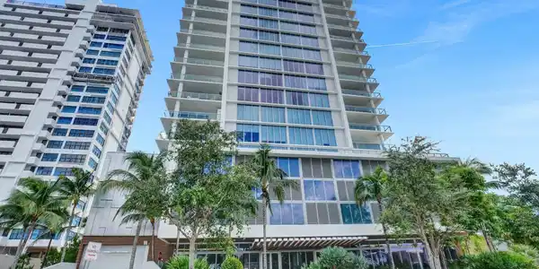920 Intracoastal Dr