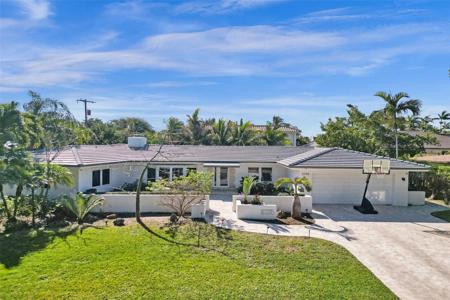 2740 NE 29th Street