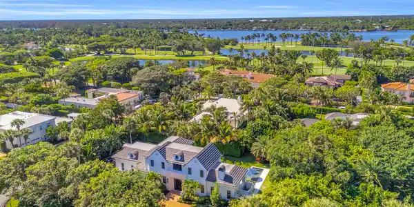 44 S Beach Road