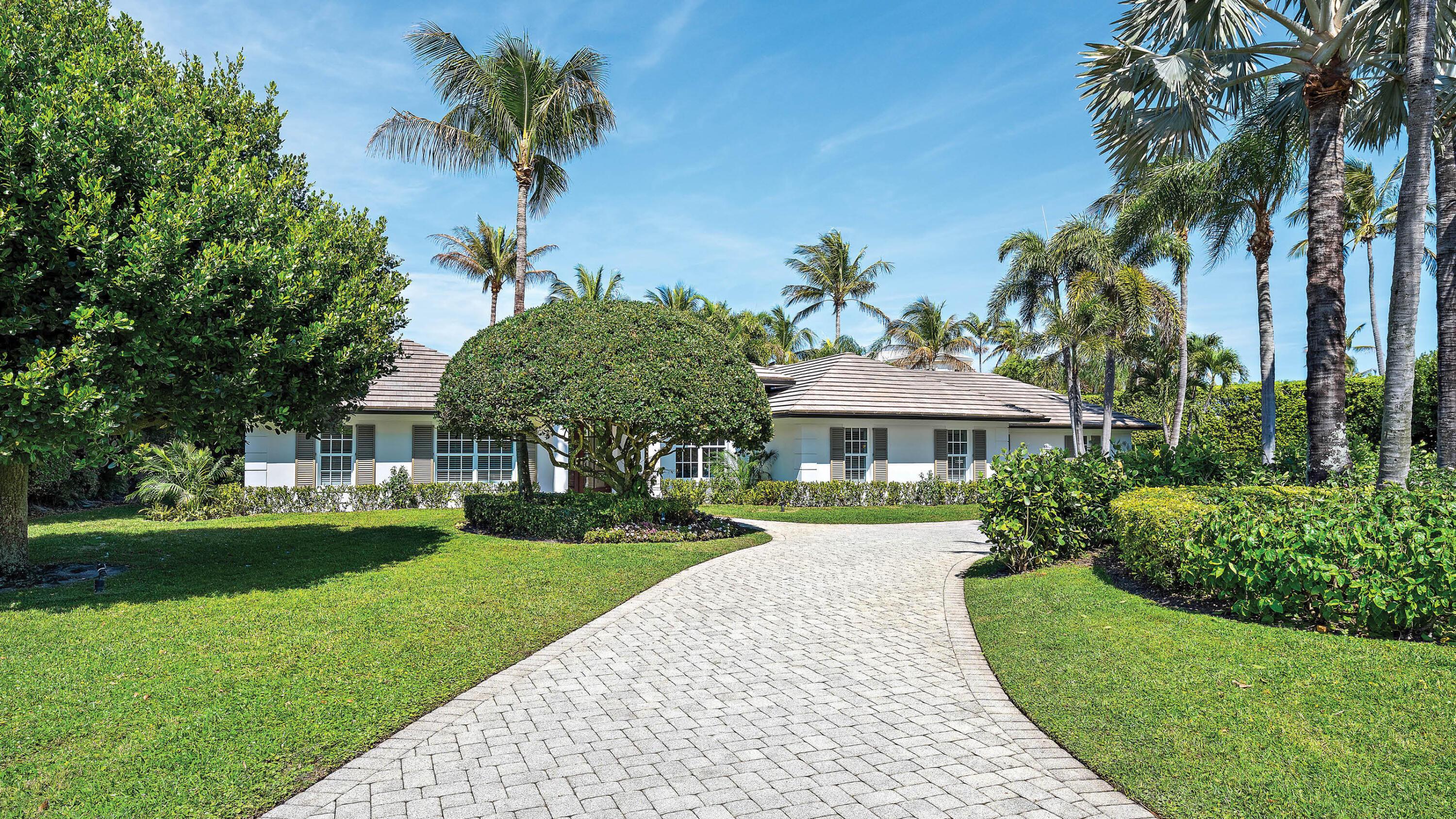 Image 2: 677 Village Road - Lost Tree Village -