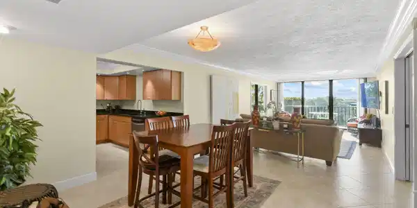 Image 4: 3460SOceanBlvd#209(1)
