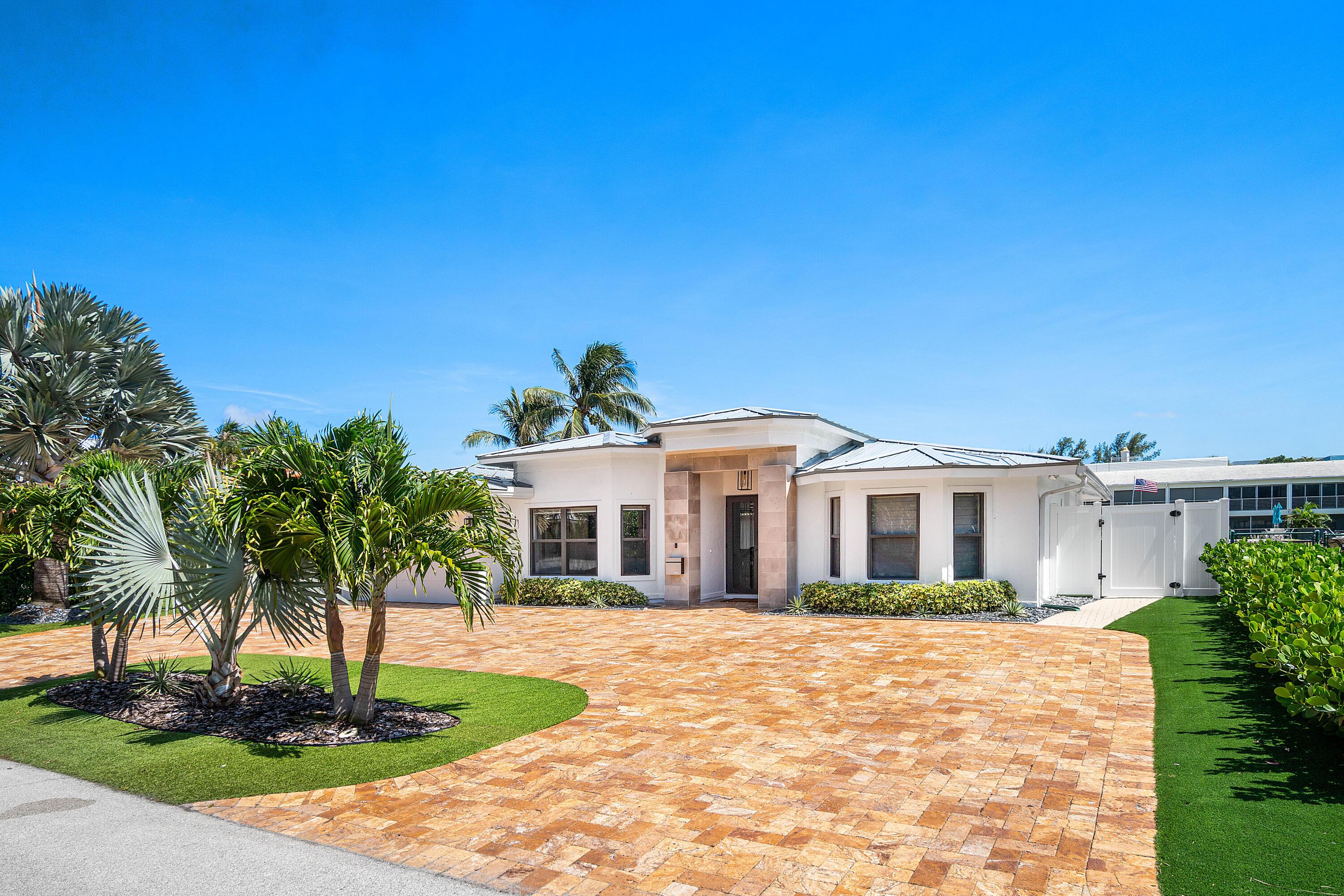 Image 4: 001-680HarbourDrive-BocaRaton-FL-33431-F