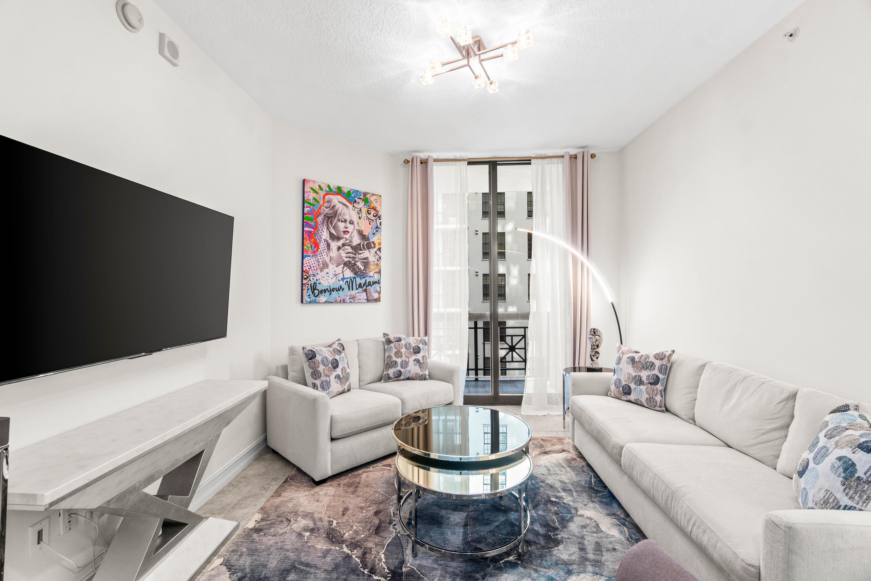 Image 1: Living Room