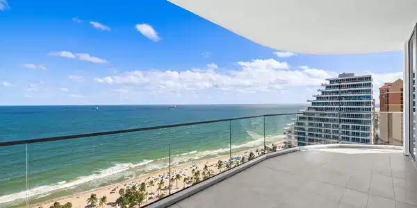 153 N Seabreeze Boulevard