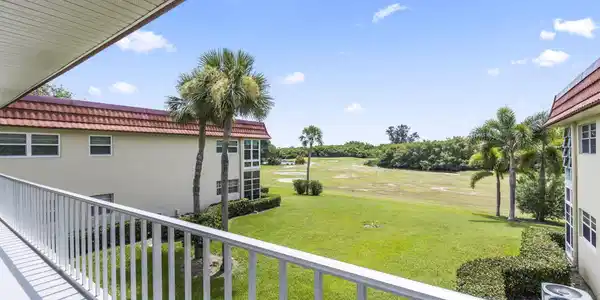 69 Royal Oak Court