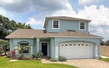 195 River Drive