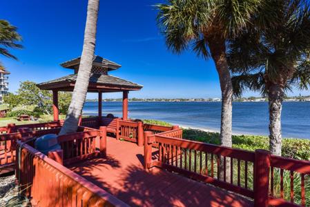 103 Half Moon Circle