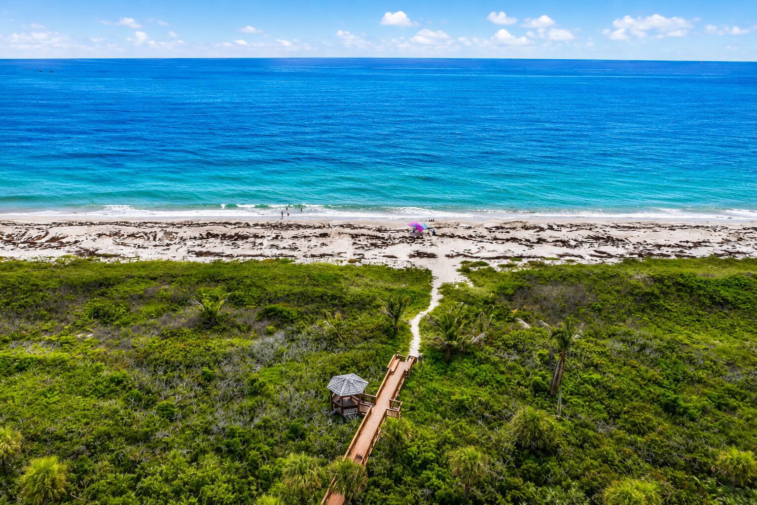 Image 2: Sweeping Atlantic & Intracoastal Panorama