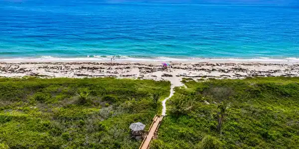 Image 2: Sweeping Atlantic & Intracoastal Panorama