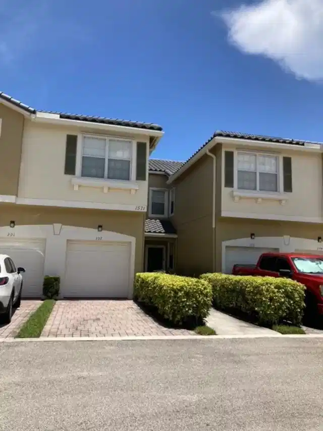 Image 1: Exterior