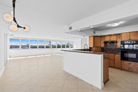 1170 N Federal Highway