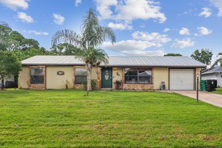1638 SE Holiday Road