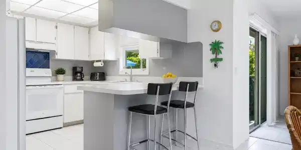 Image 4: VIRTUAL STAGED KITCHEN