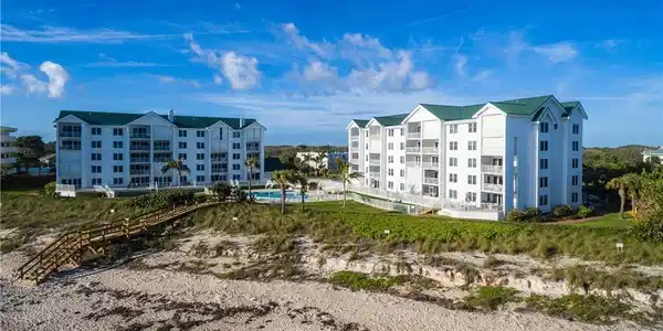2700 Ocean Drive