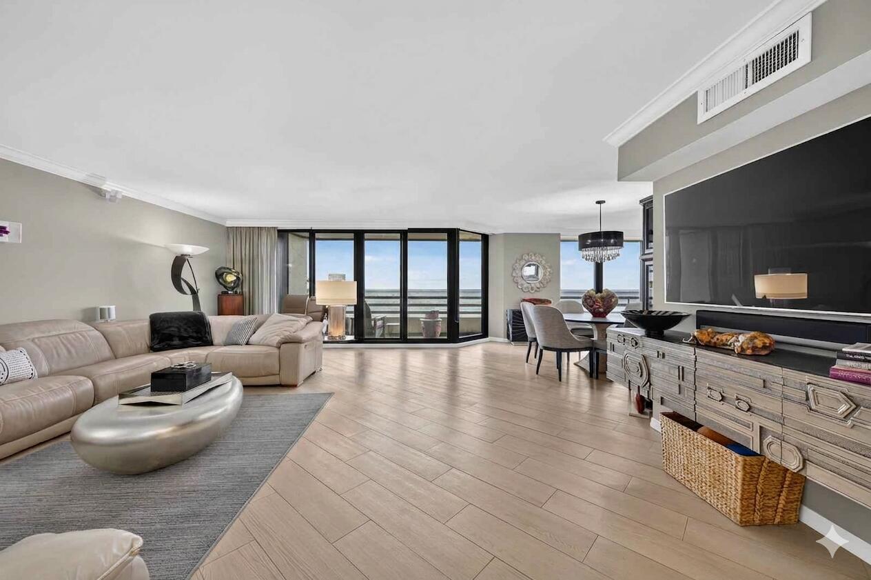 Image 2: Living Area