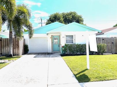 141 E Riverside Drive