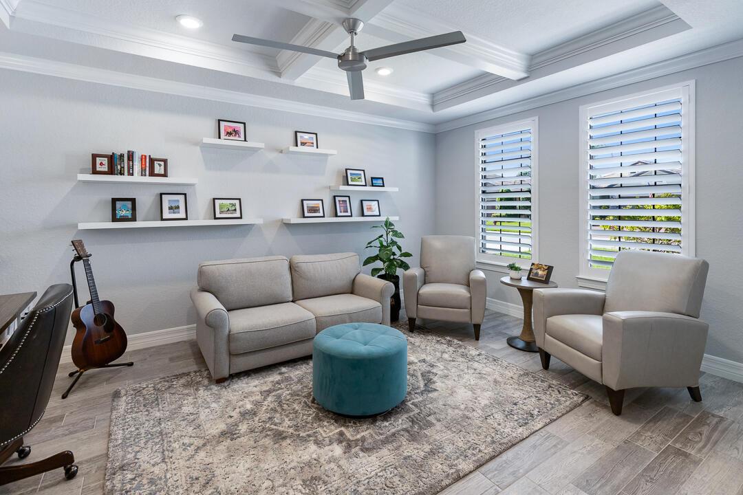 Image 3: 827 SE Villandry Way 2026-7
