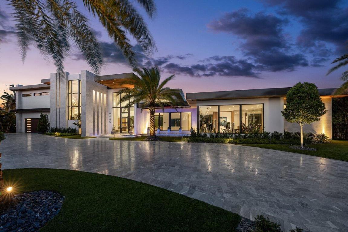 Image 4: 095-4460Northeast31stAvenue-LighthousePo