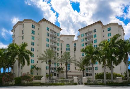 550 SE Mizner Boulevard