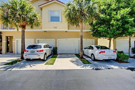 152 Village Boulevard