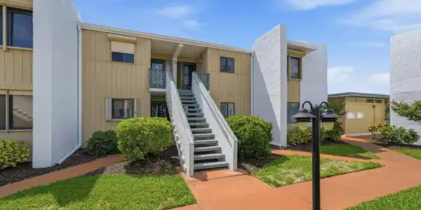 1501 NE 13th Terrace