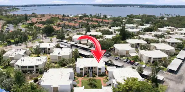 Image 4: 23-web-or-mls-1501-ne-13th-terrace-h12