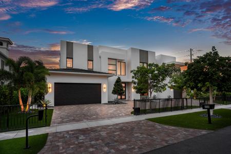 499 NE 4th Street