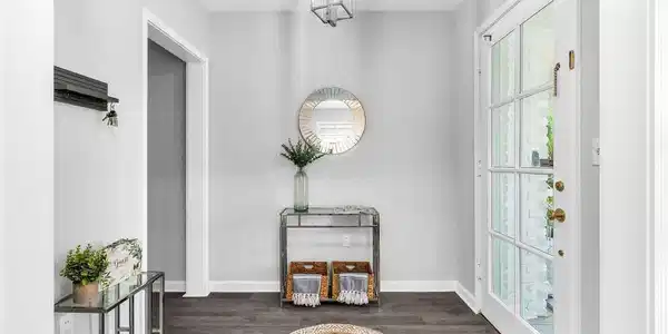 Image 2: Foyer