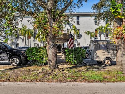 215 NE 16th Ave