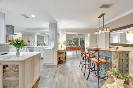 445 E Boca Raton Rd