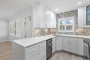 624 Snug Harbor Drive