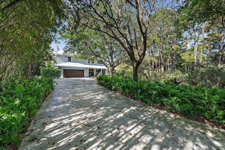 6130 Creekside Trail