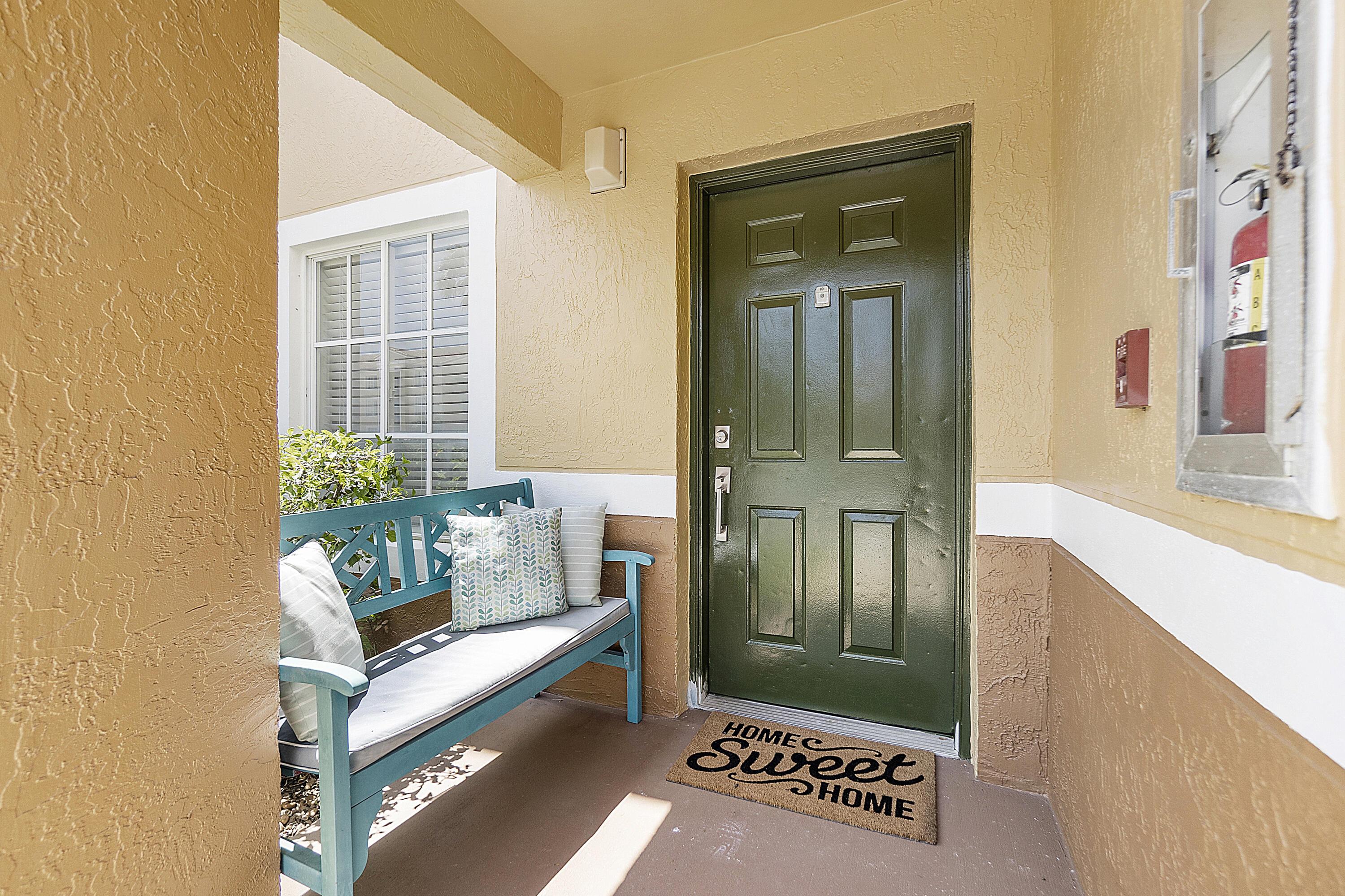 Image 2: 123 Yacht Club Way U101_021