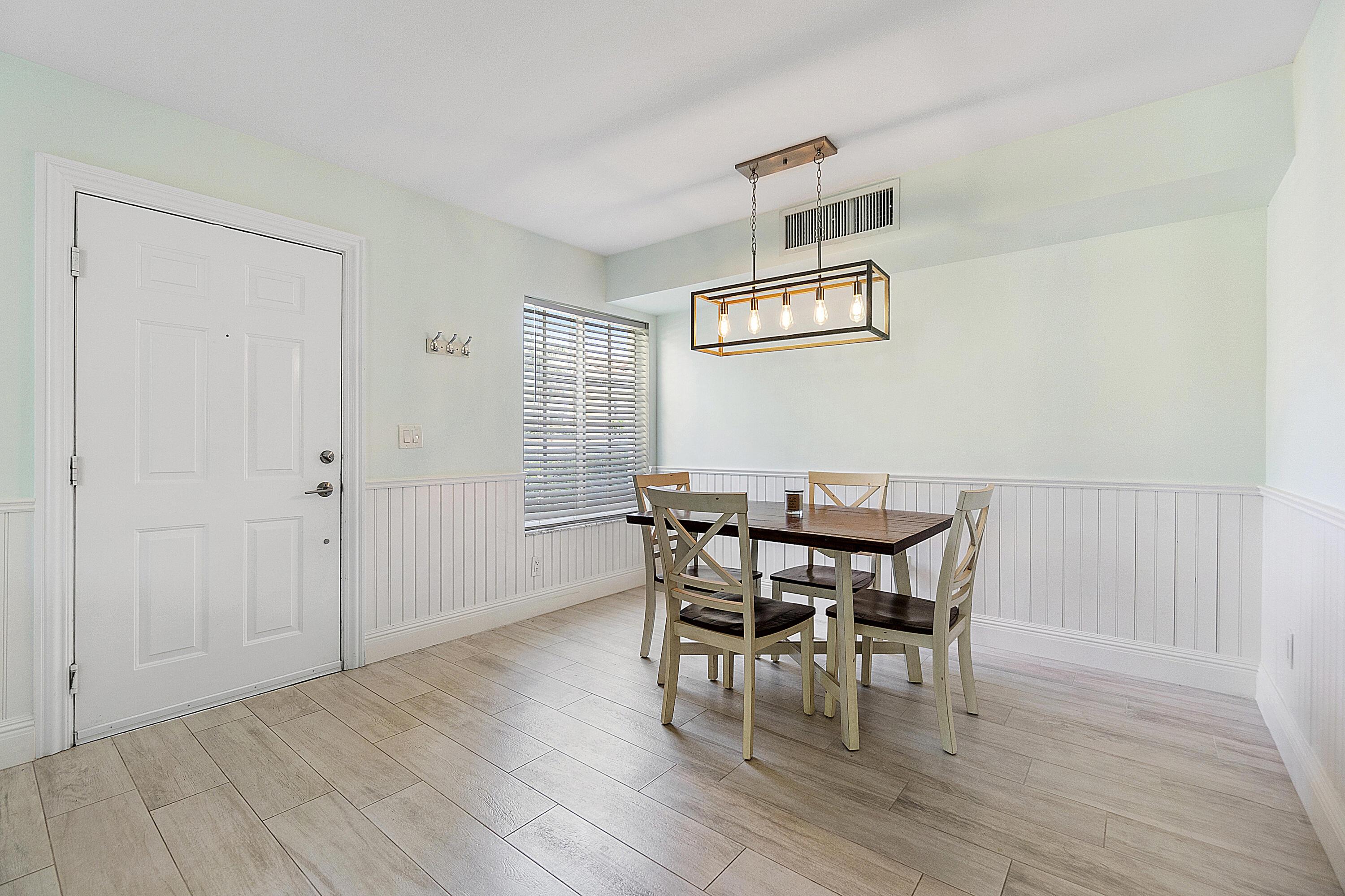 Image 4: 123 Yacht Club Way U101_024