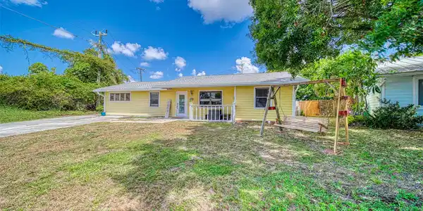 1489 NE 23rd Terrace