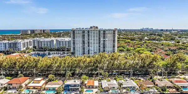 3200 Port Royale Drive