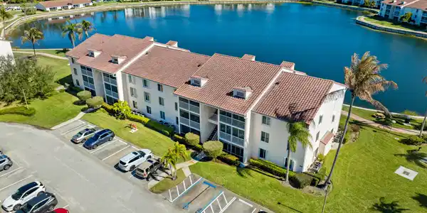 4452 NE Ocean Blvd