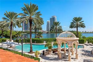 7112 Fisher Island Dr