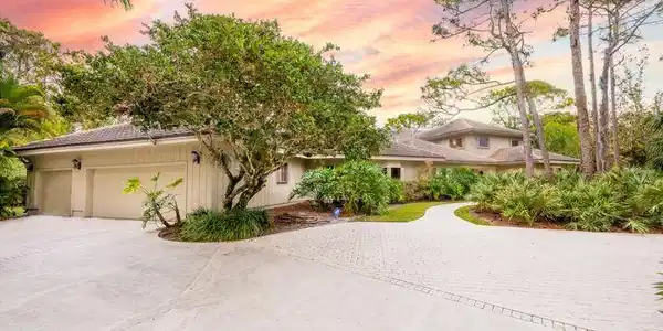 4691 SW Branch Ter Terrace