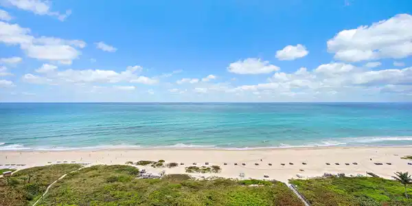 Image 4: Direct Ocean Views