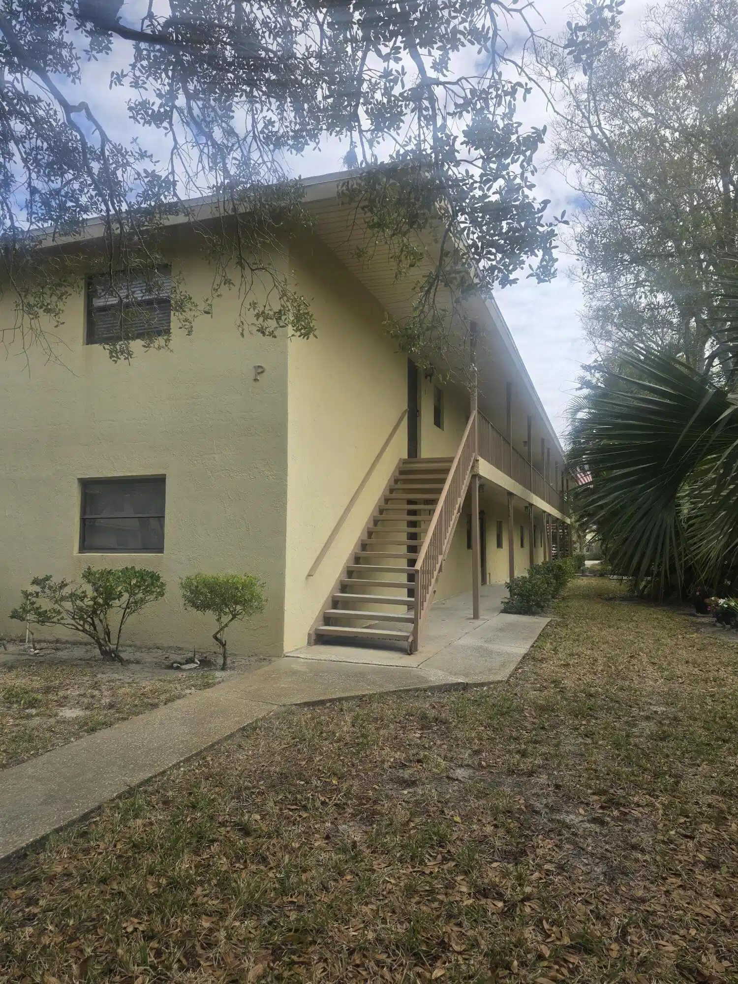 Image 1: FRONT
