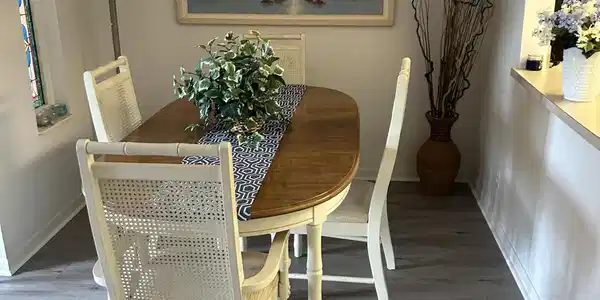Image 3: Dining Area/Pass through from Kitchen