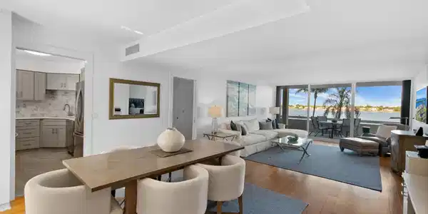 130 Lakeshore Drive