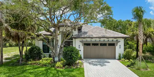 9108 Seaglass Court
